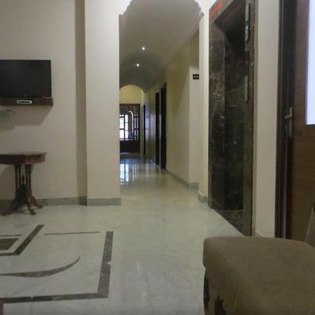 Hotel Sandhu Palace ジョードプル エクステリア 写真